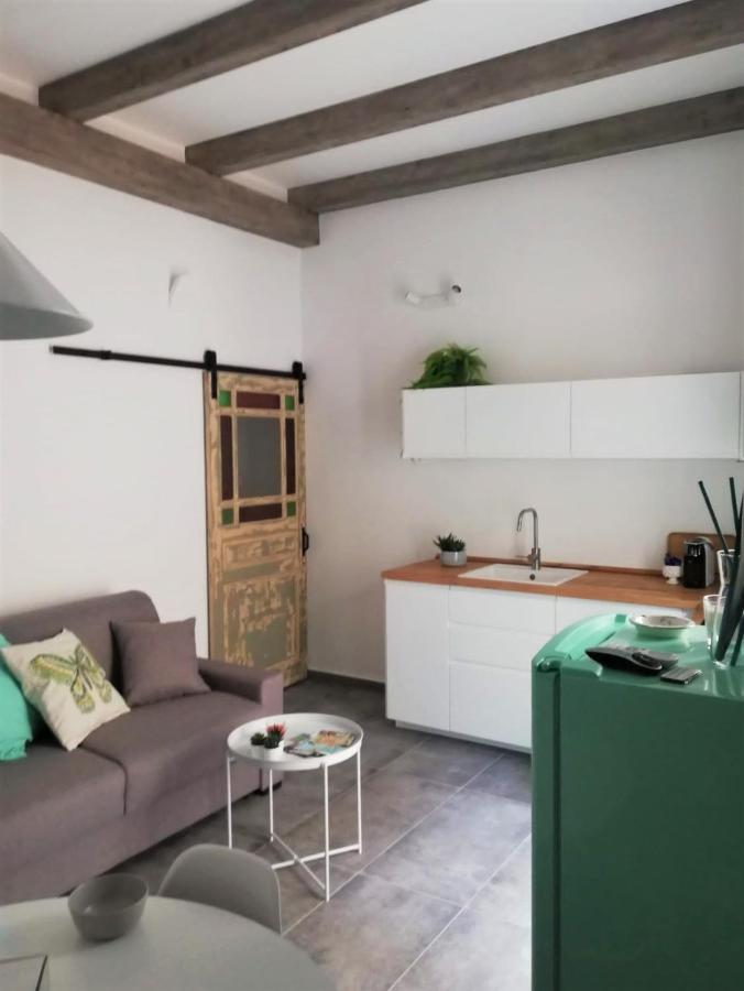 Cavour 45 - Ortigia Apartments Сиракузы Экстерьер фото